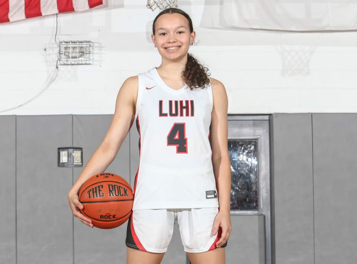 Kayleigh Heckel enters her senior year as a five-star recruit who averaged 16.2 points per game last season. Photo by Lonnie Webb/SBLive Sports